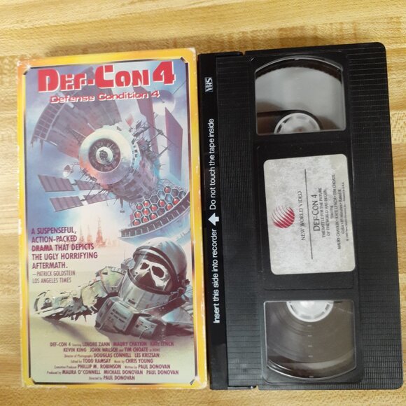 Def-Con 4 Defense Condition VHS New World Video Roger Corman Sci fi Cult Horror - Picture 5 of 7